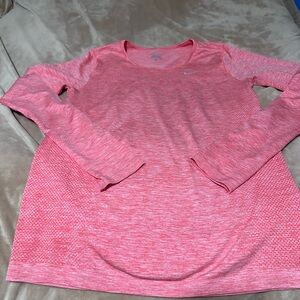 Nike Women's Heathered Pink Long Sleeve Tee